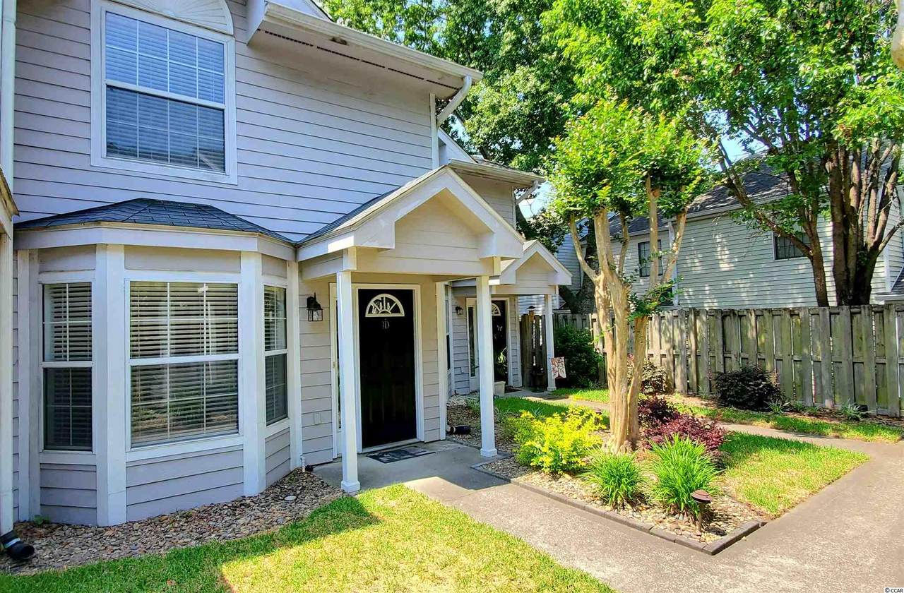 712 67th Ave. N - Photo 1