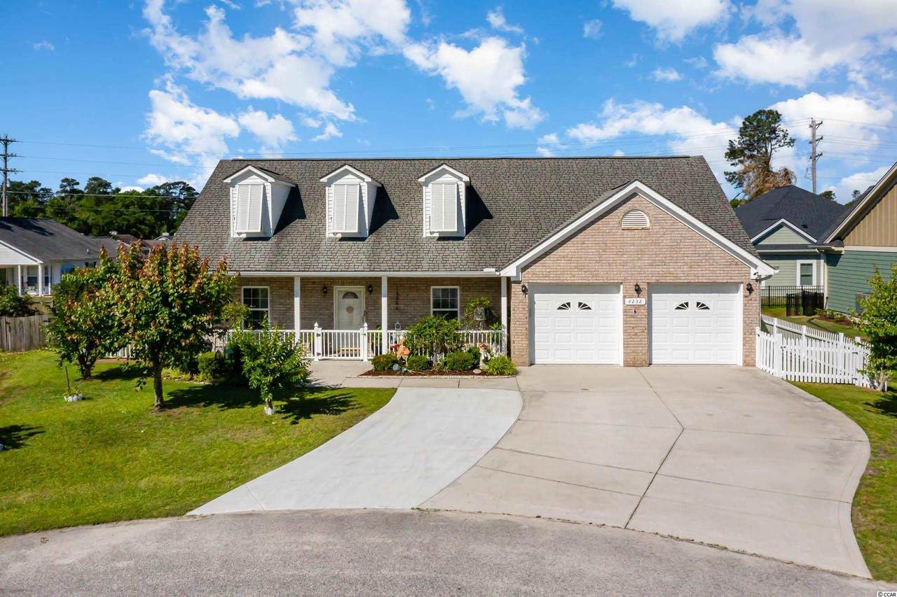 4232 Ravenwood Dr. - Photo 1