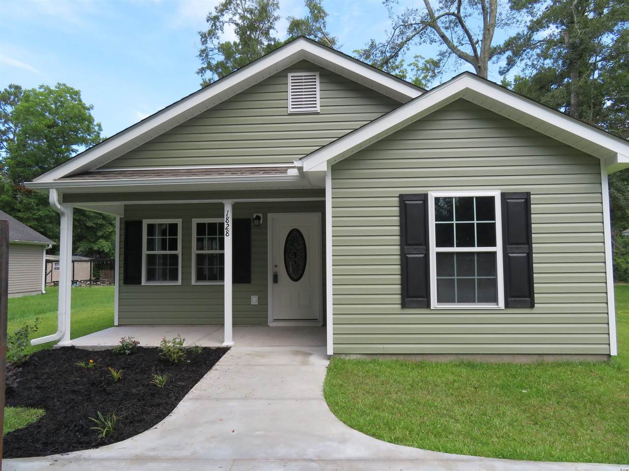 902 Palmetto St. - Photo 1