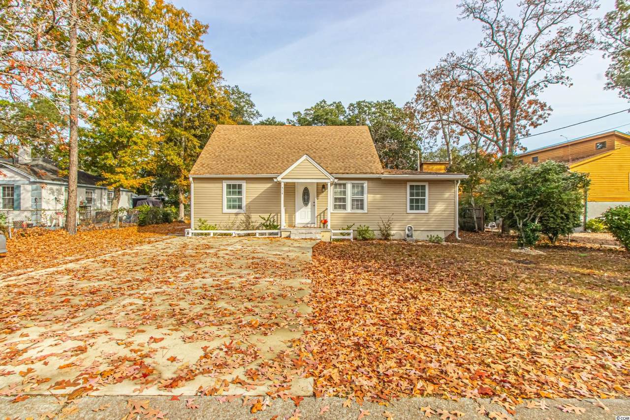 514 30th Ave. N - Photo 1