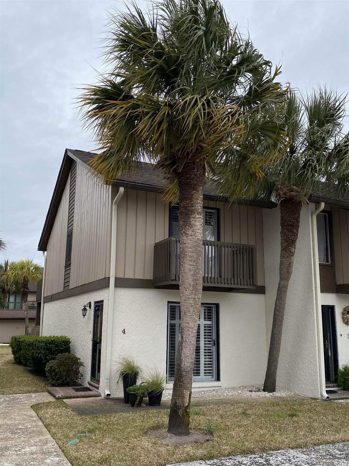 10200 Lakeshore Dr. - Photo 1