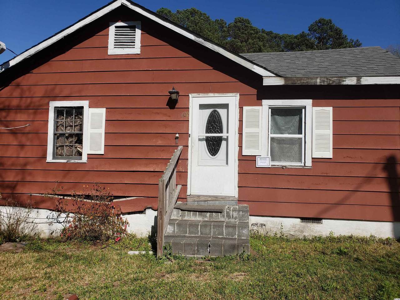 1102 Grainger Rd. - Photo 1