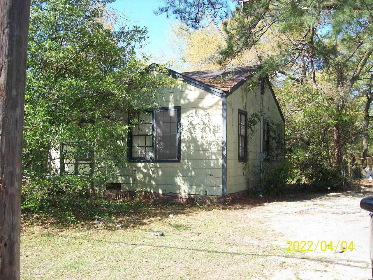 2738 Surrey Ln. - Photo 1