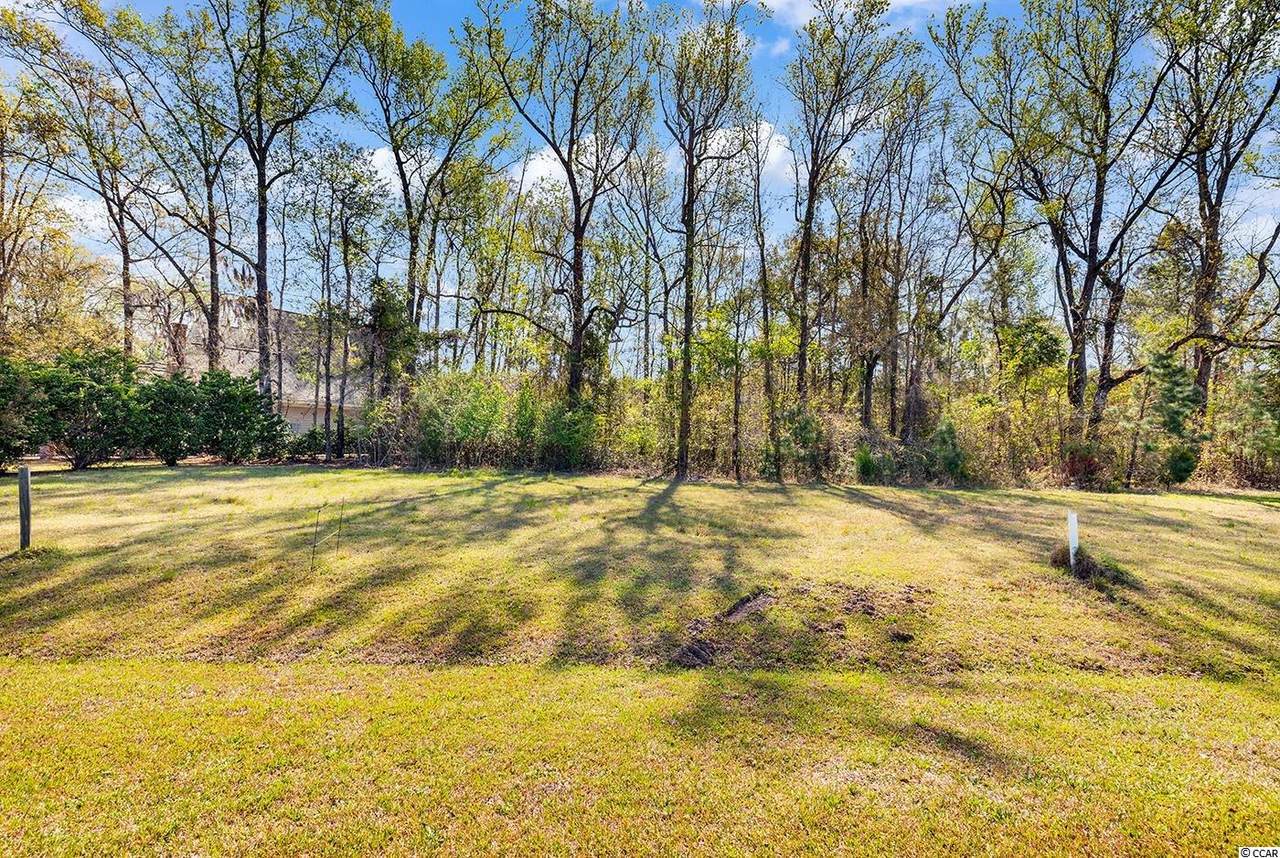 875 Shaftesbury Ln. - Photo 1