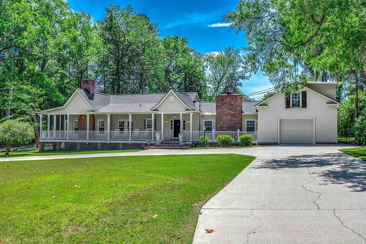 901 6th Ave. - Photo 1