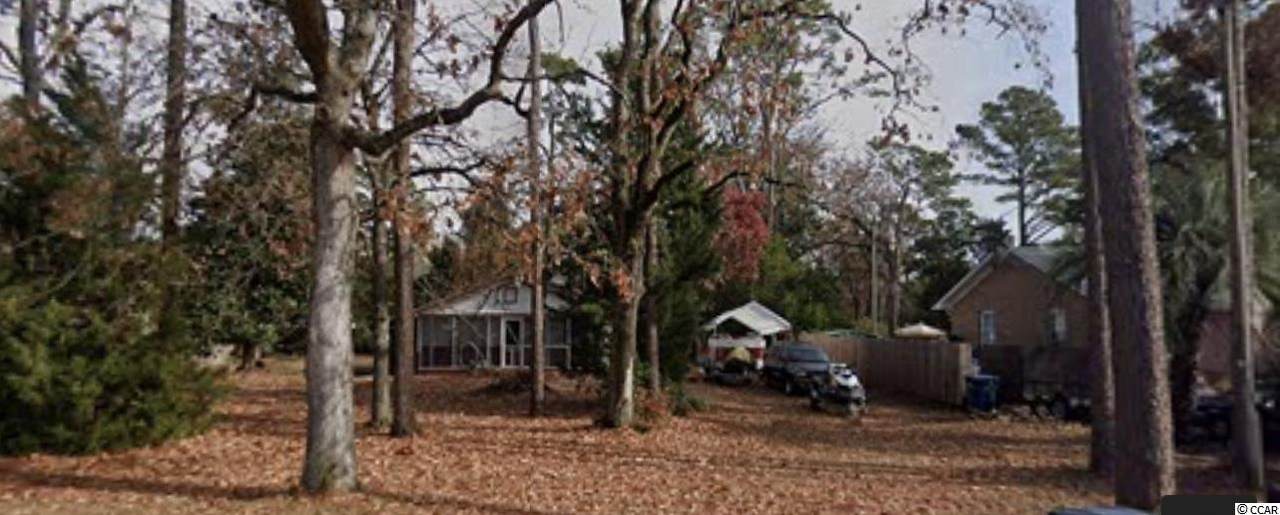 706 67th Ave. N - Photo 1