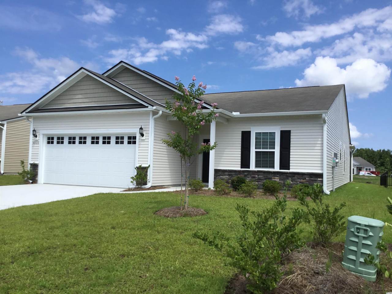 4020 Alvina Way - Photo 1