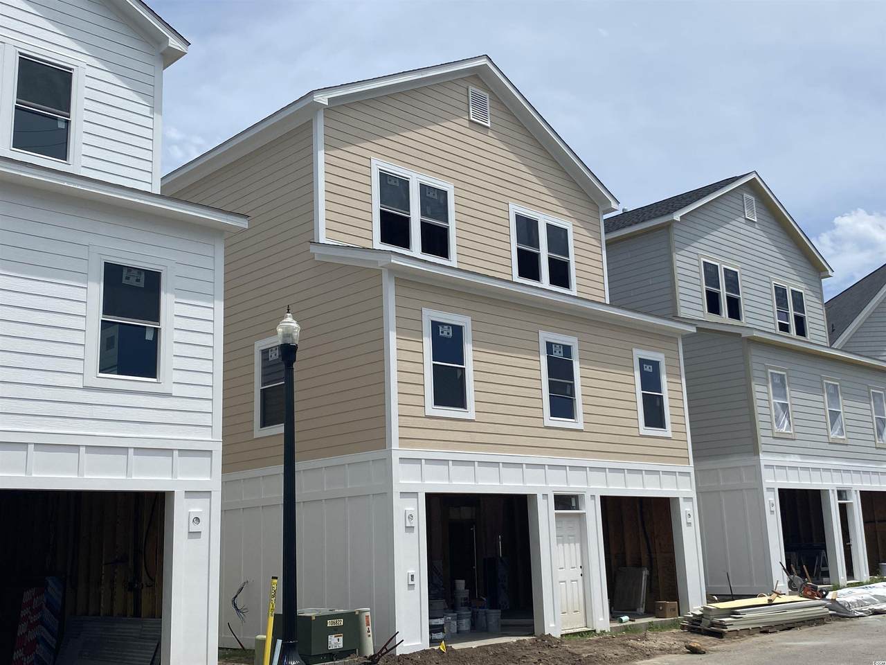 108 Marblehead Dr. - Photo 1