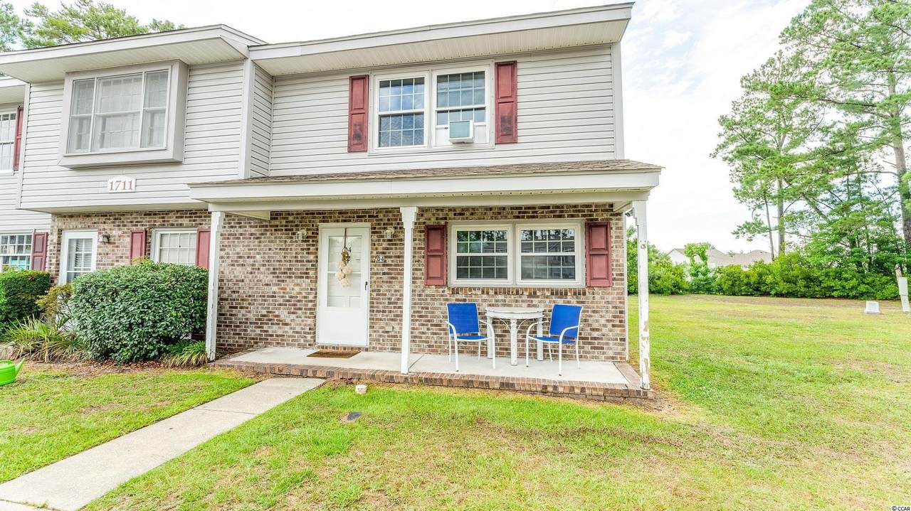 1711 Fawn Vista Dr. N - Photo 1