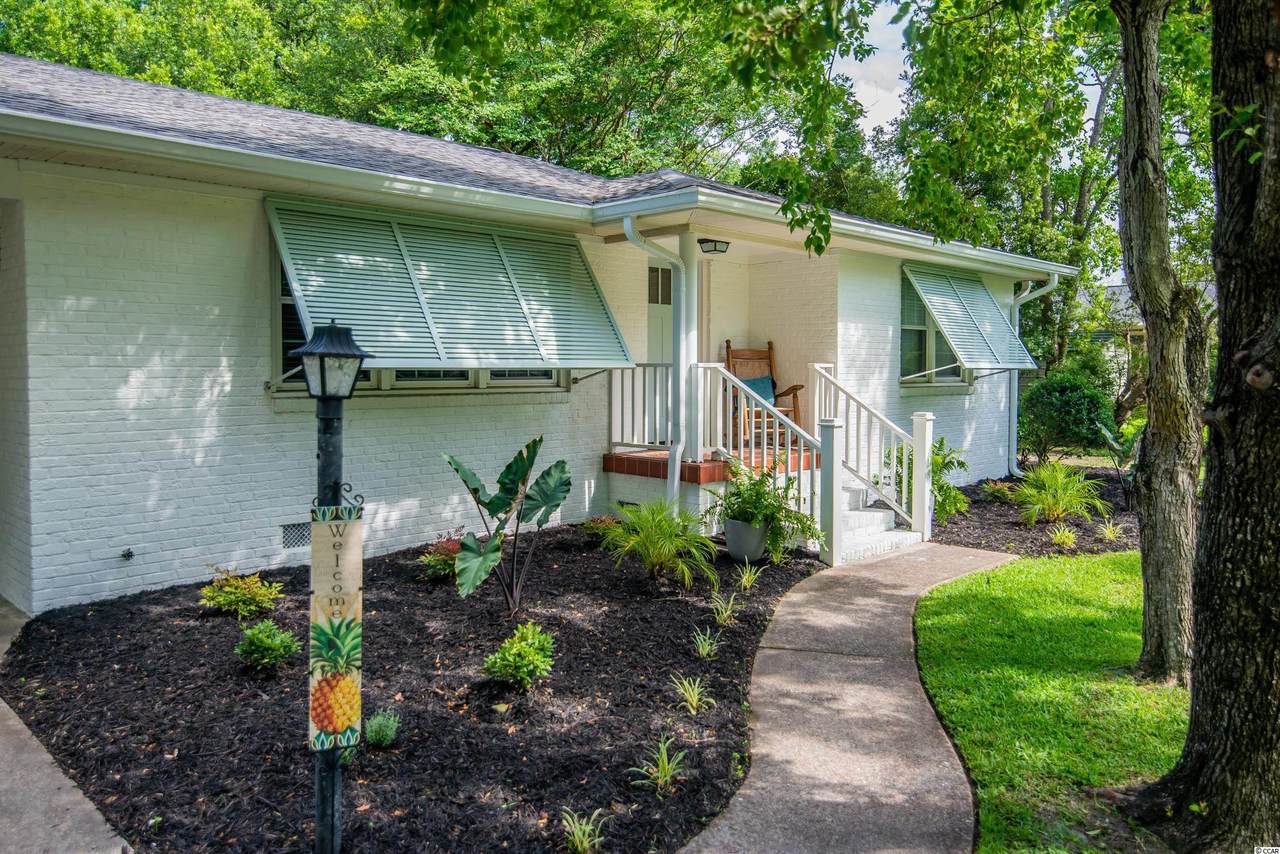 2017 Oak St. - Photo 1