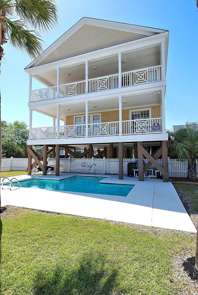211 Ocean Blvd. - Photo 1