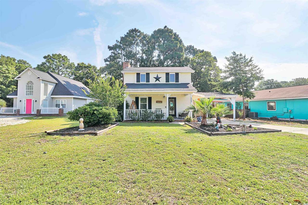 1960 Lake View Circle - Photo 1