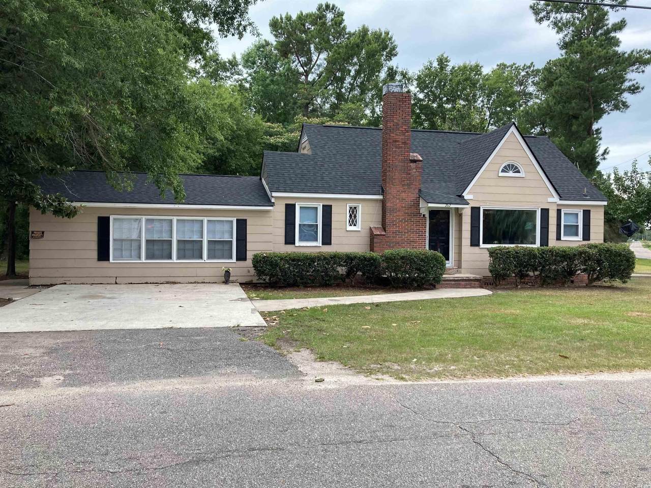 262 Marion St. - Photo 1