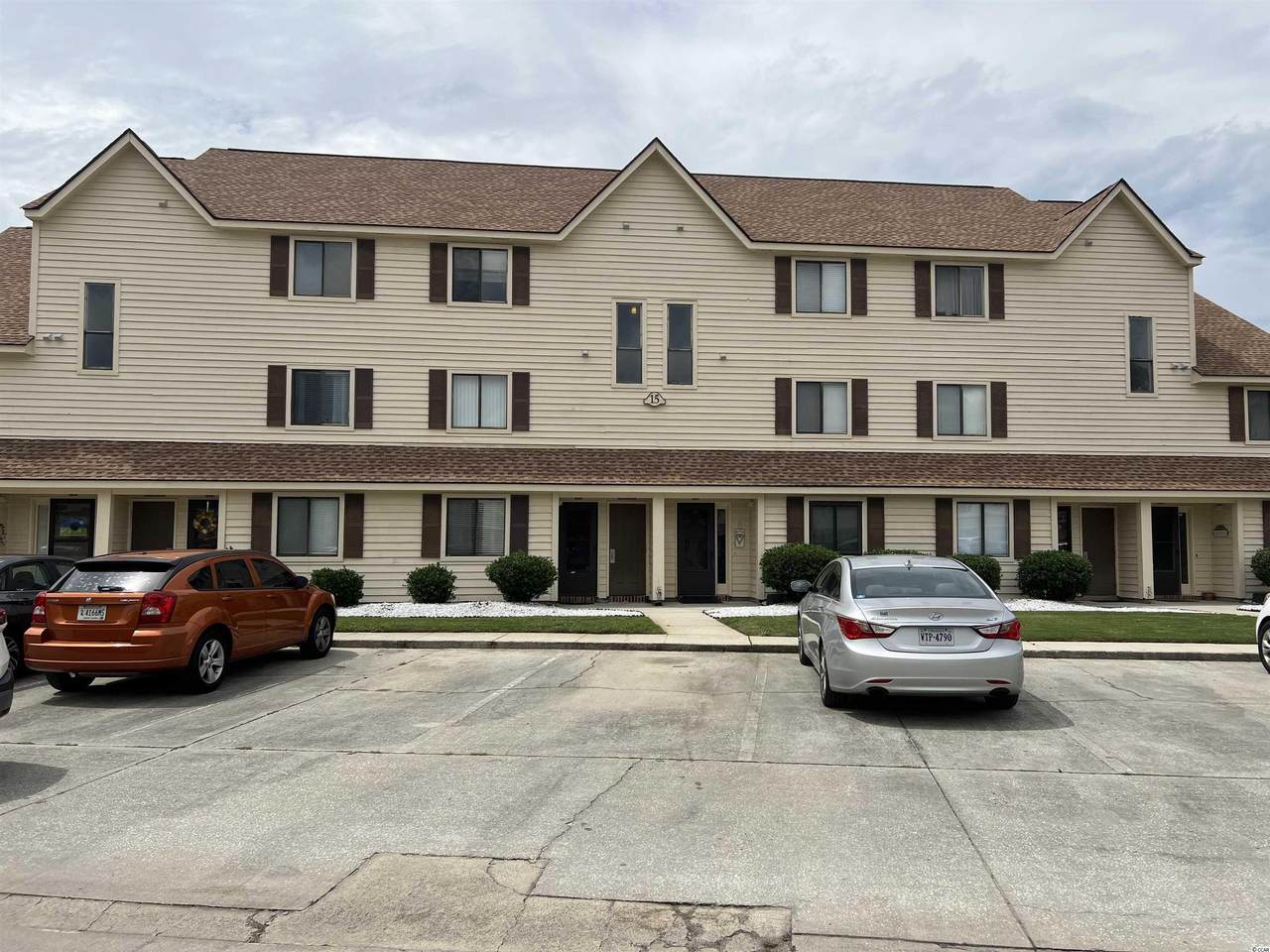 510 Fairwood Lakes Dr. - Photo 1