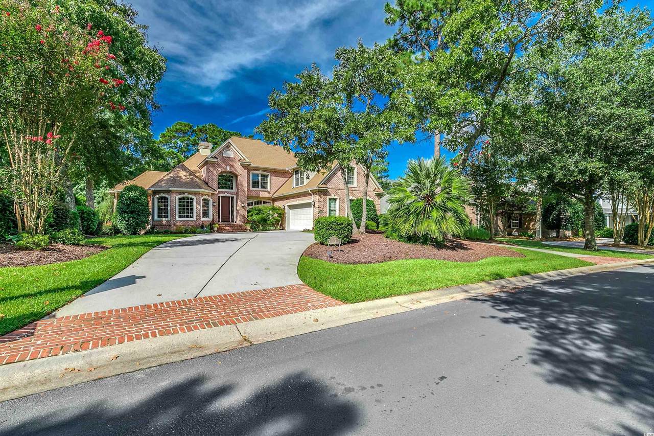 170 Highwood Circle - Photo 1