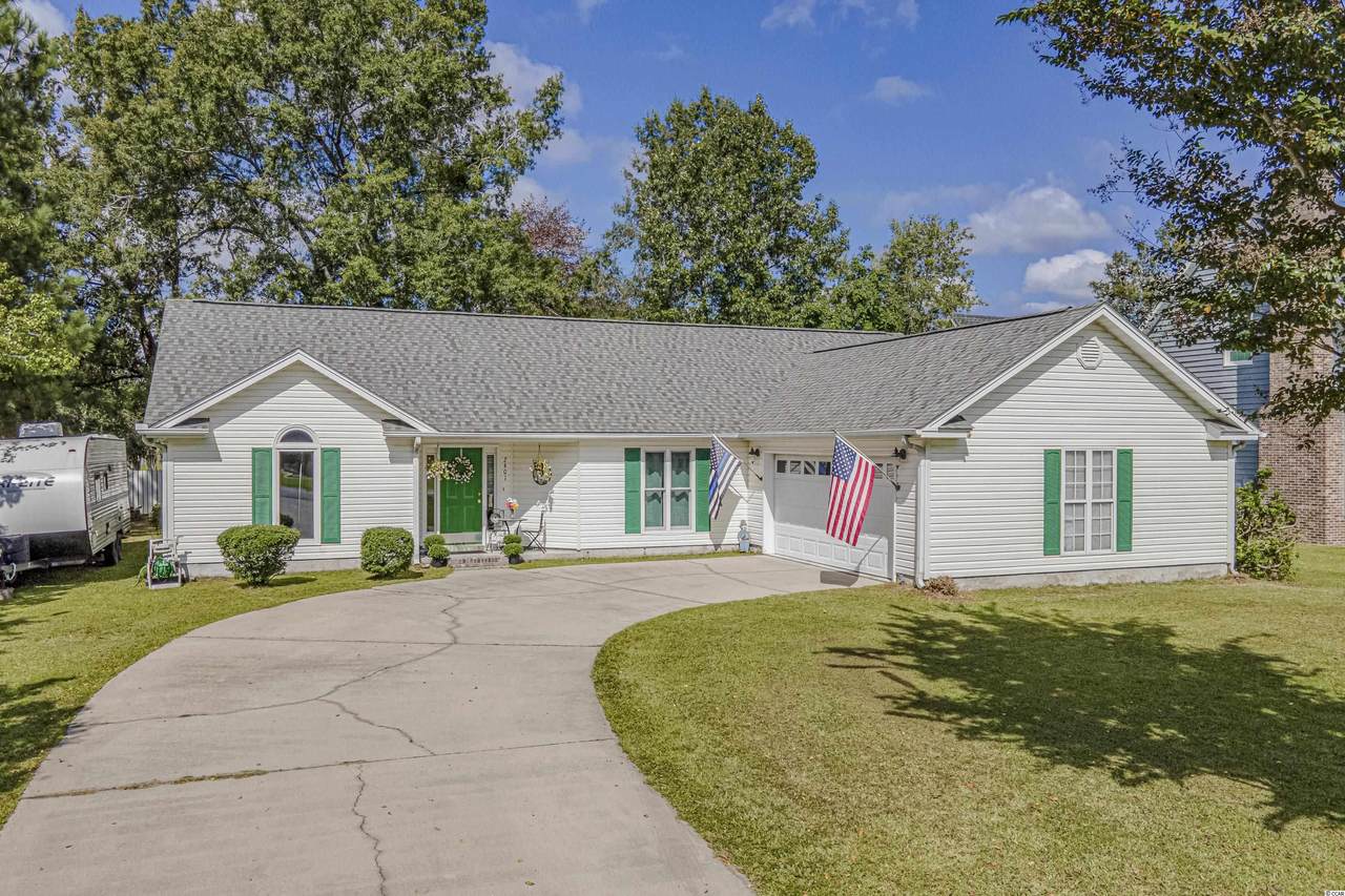 2401 Pinehurst Ln. - Photo 1