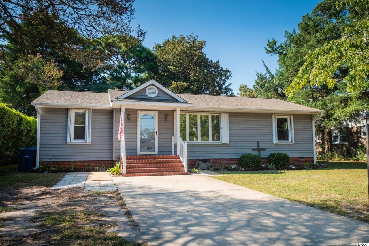 3921 Pine Lake Dr. - Photo 1
