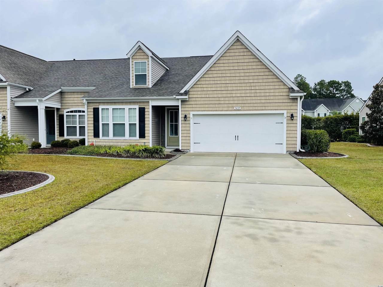 5439 Elba Way - Photo 1