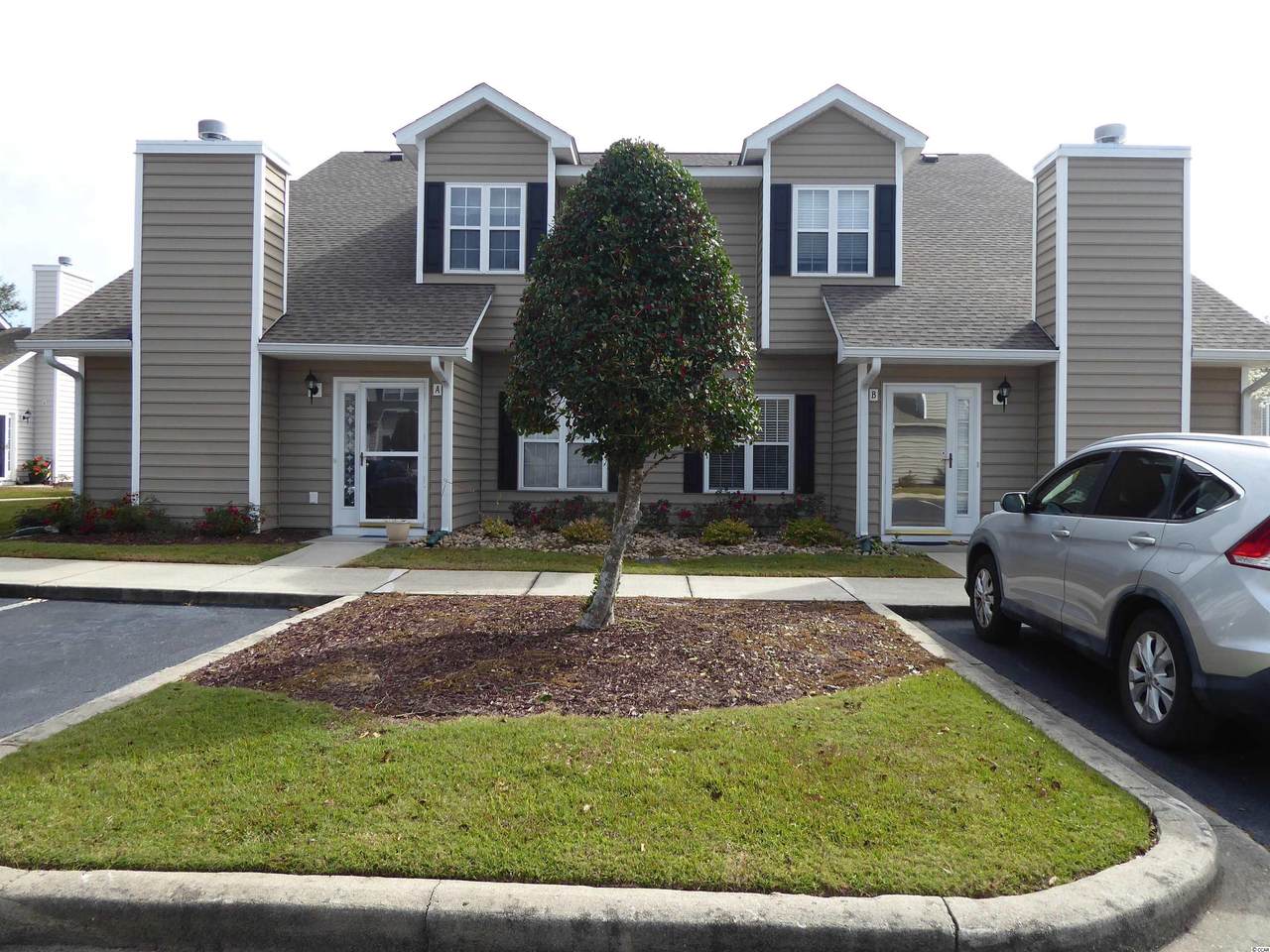 503 20th Ave. N - Photo 1