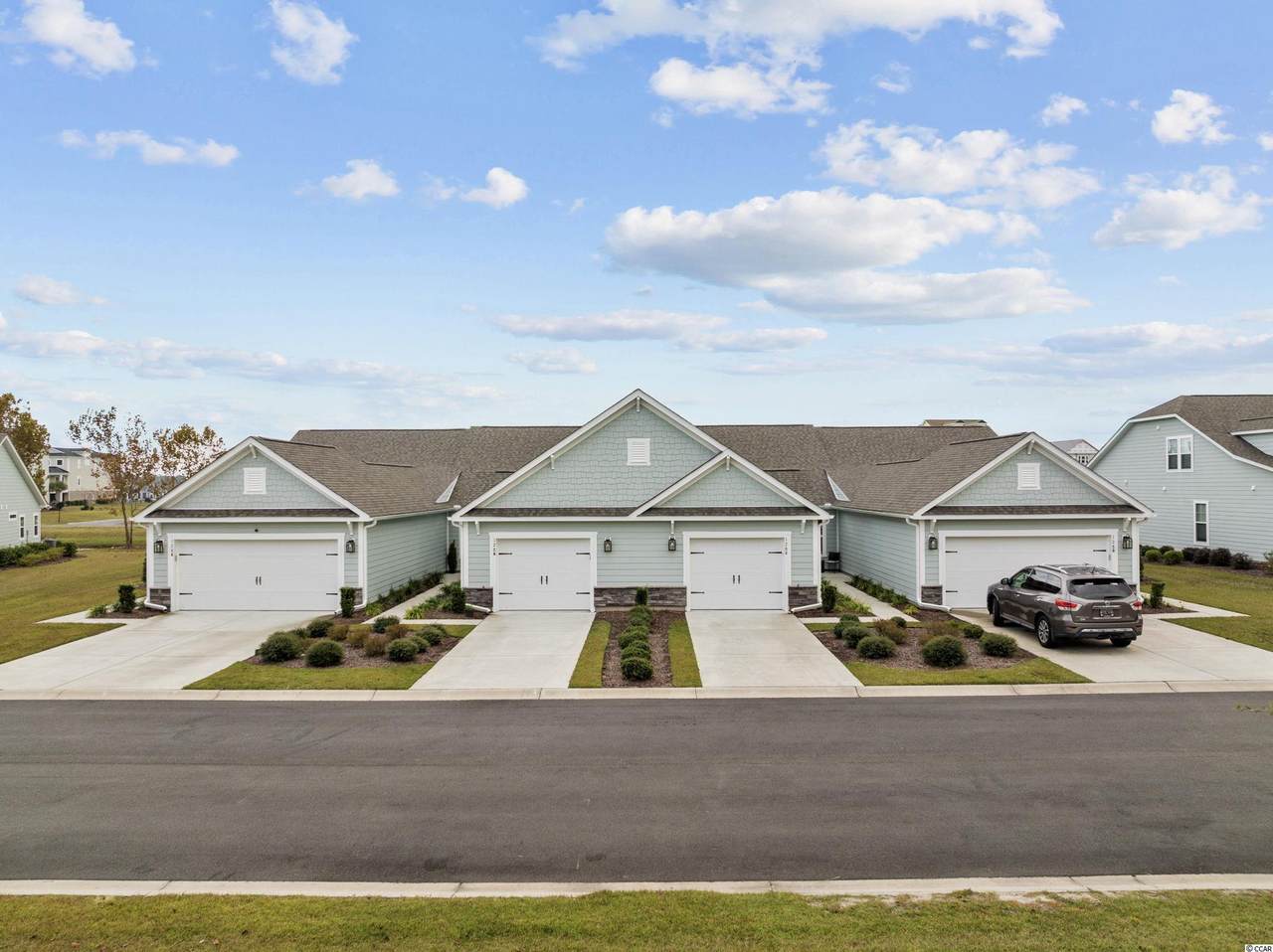 128 Queens Cove Place - Photo 1