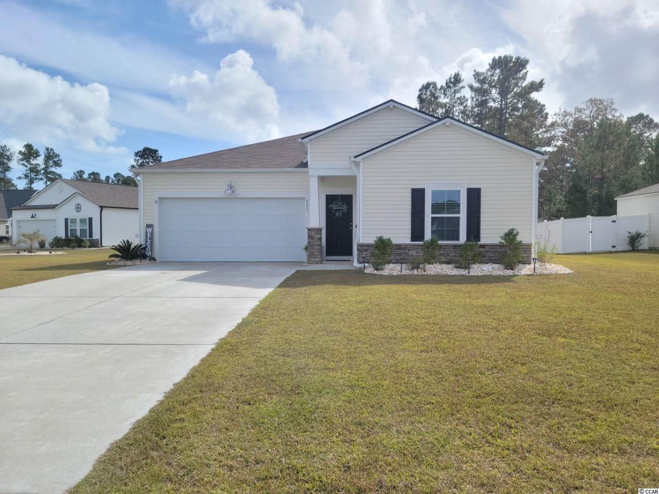 511 Carrick Loop - Photo 1