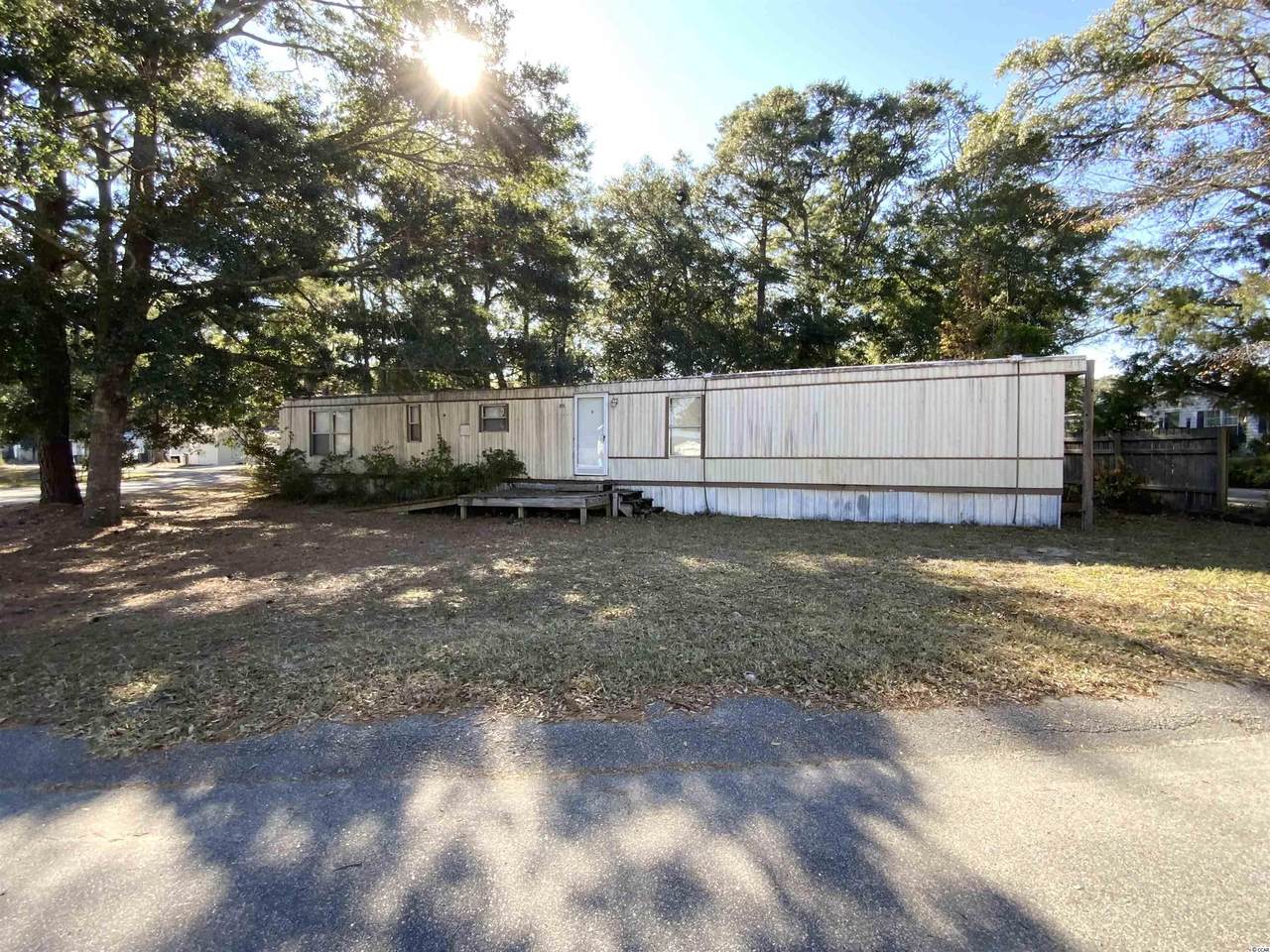 813 Lowe Dr. - Photo 1