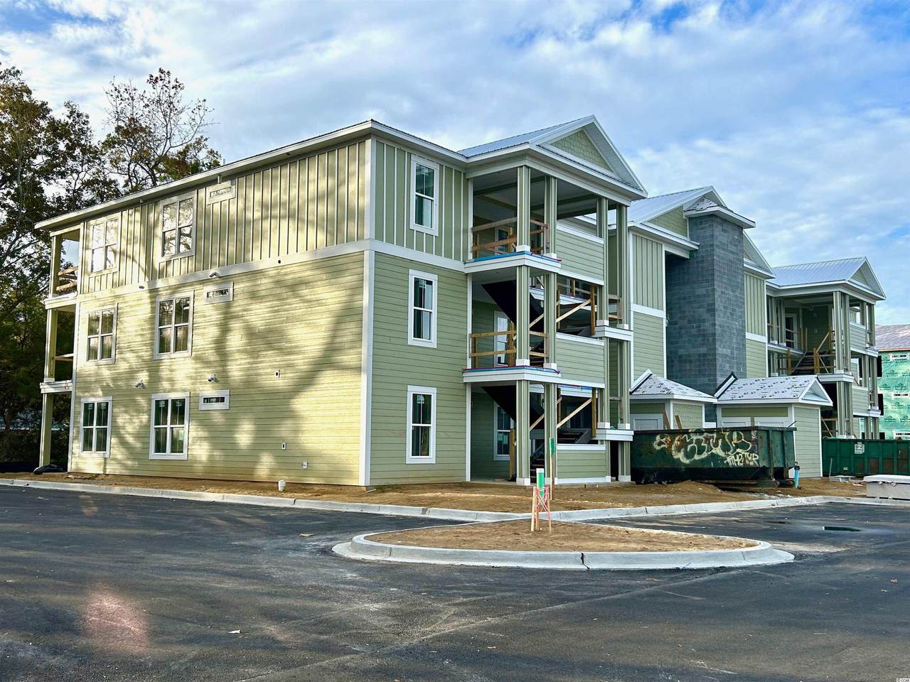 35 Sunny Side Ave. - Photo 1