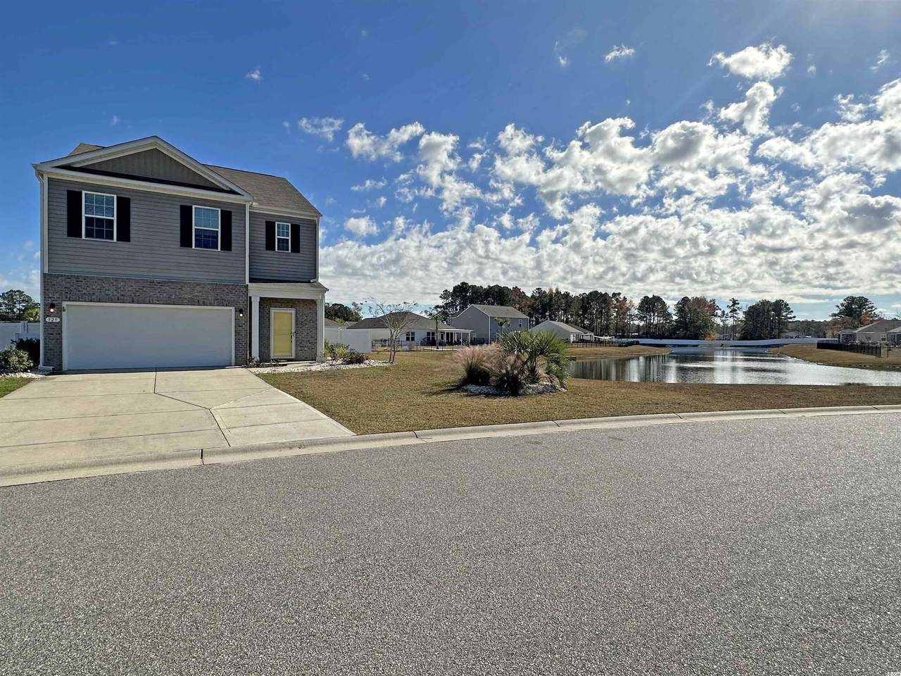 529 Mossbank Loop - Photo 1