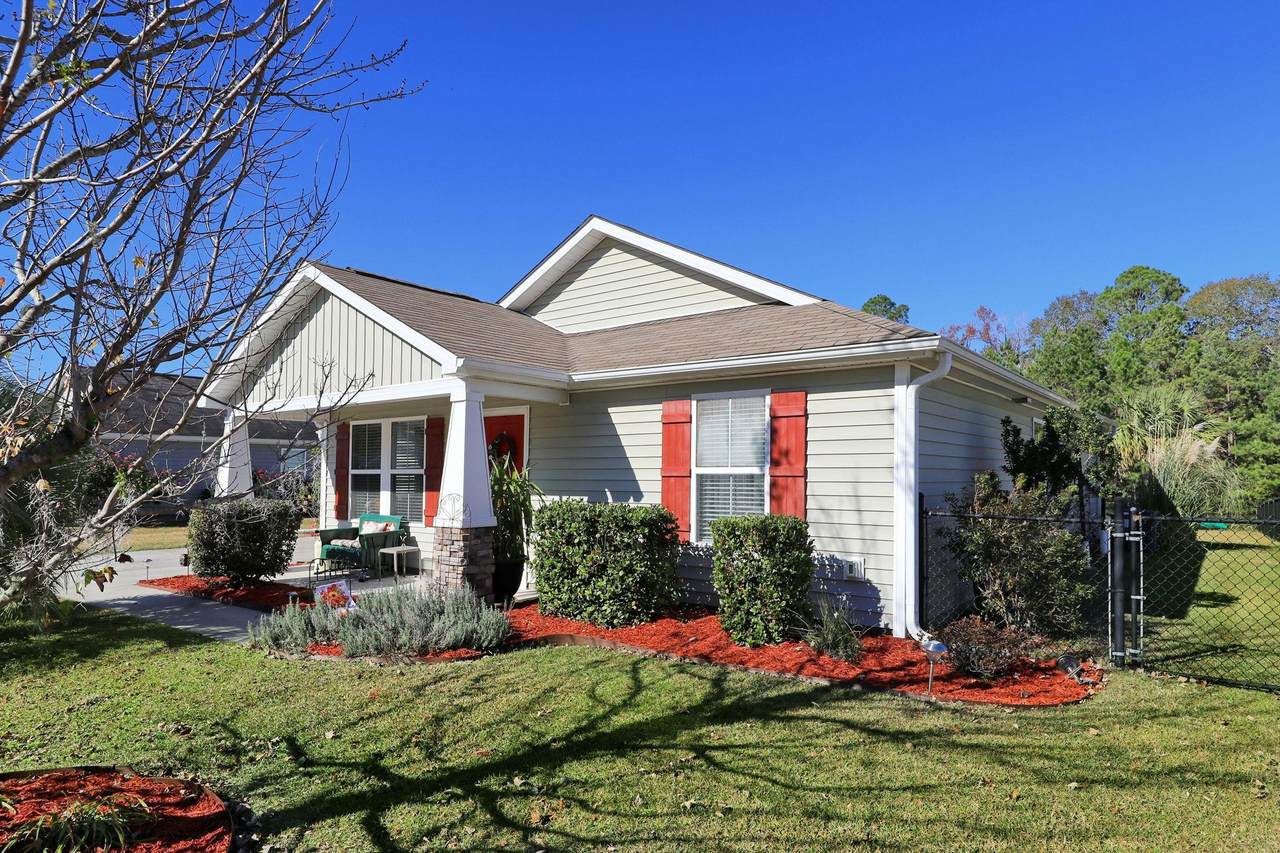 1277 Pineridge St. - Photo 1