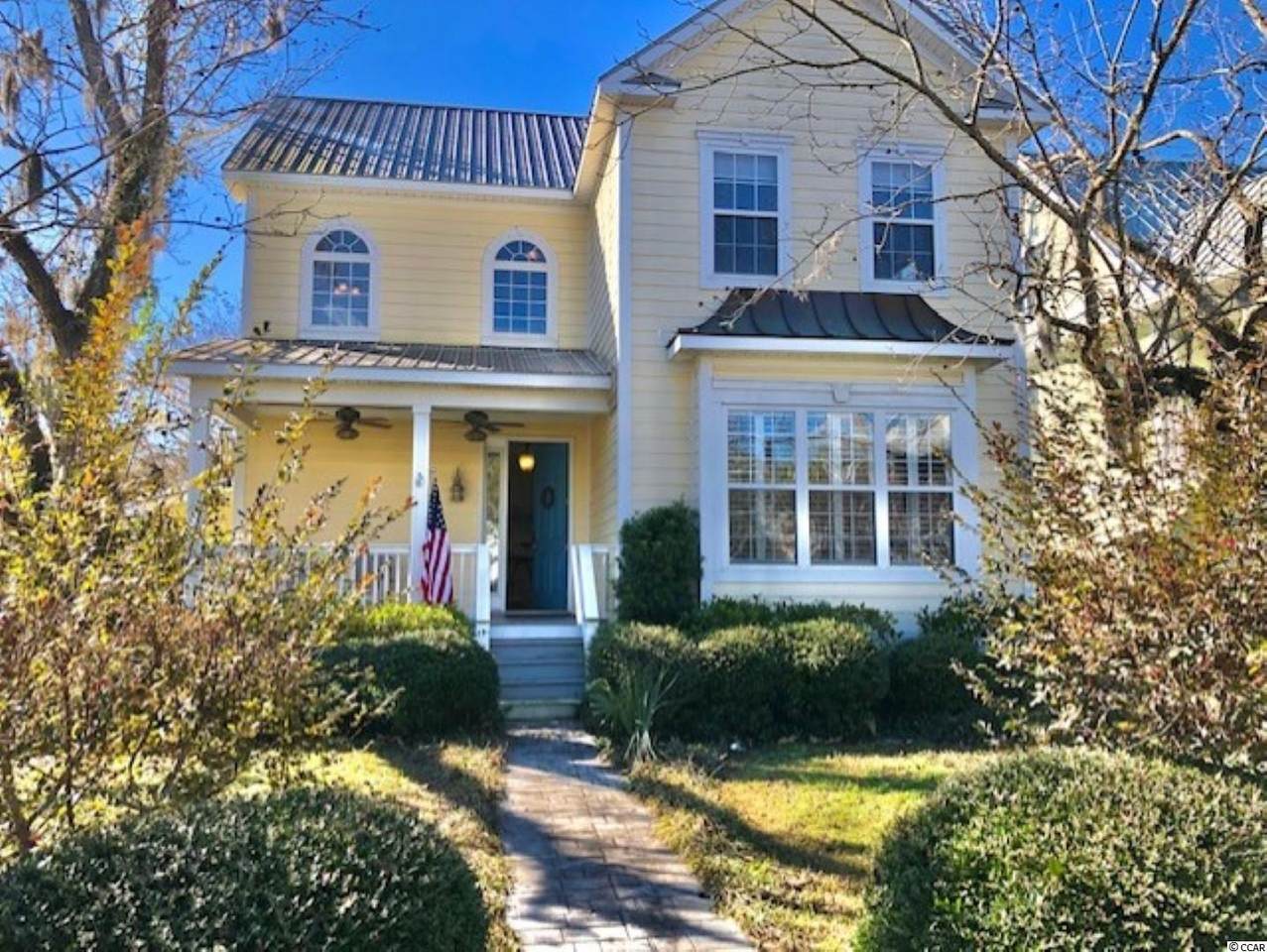 10 Orchard Ave. - Photo 1