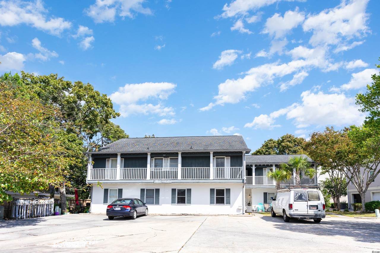 403 71st Ave. N - Photo 1