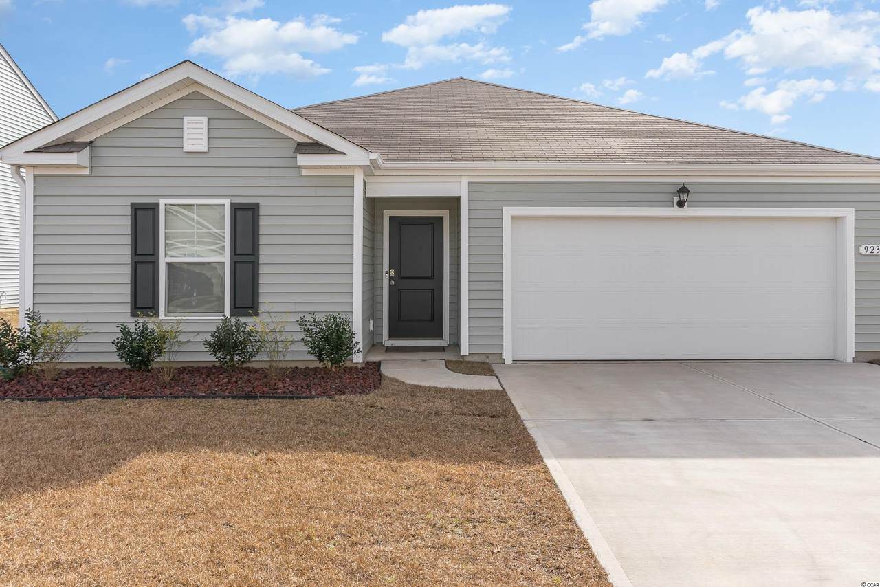 923 Green Side Dr. - Photo 1