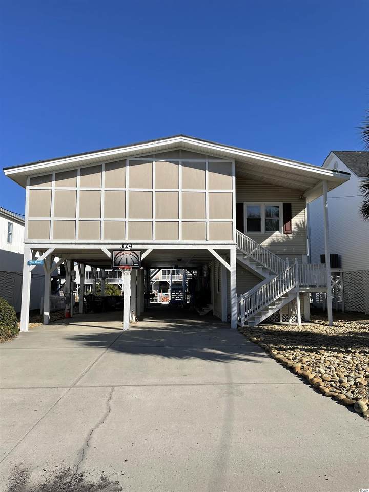 324 54th Ave. N - Photo 1