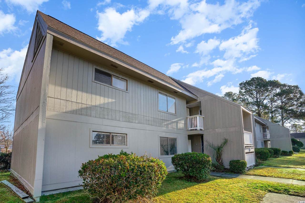 2000 Greens Blvd. - Photo 1