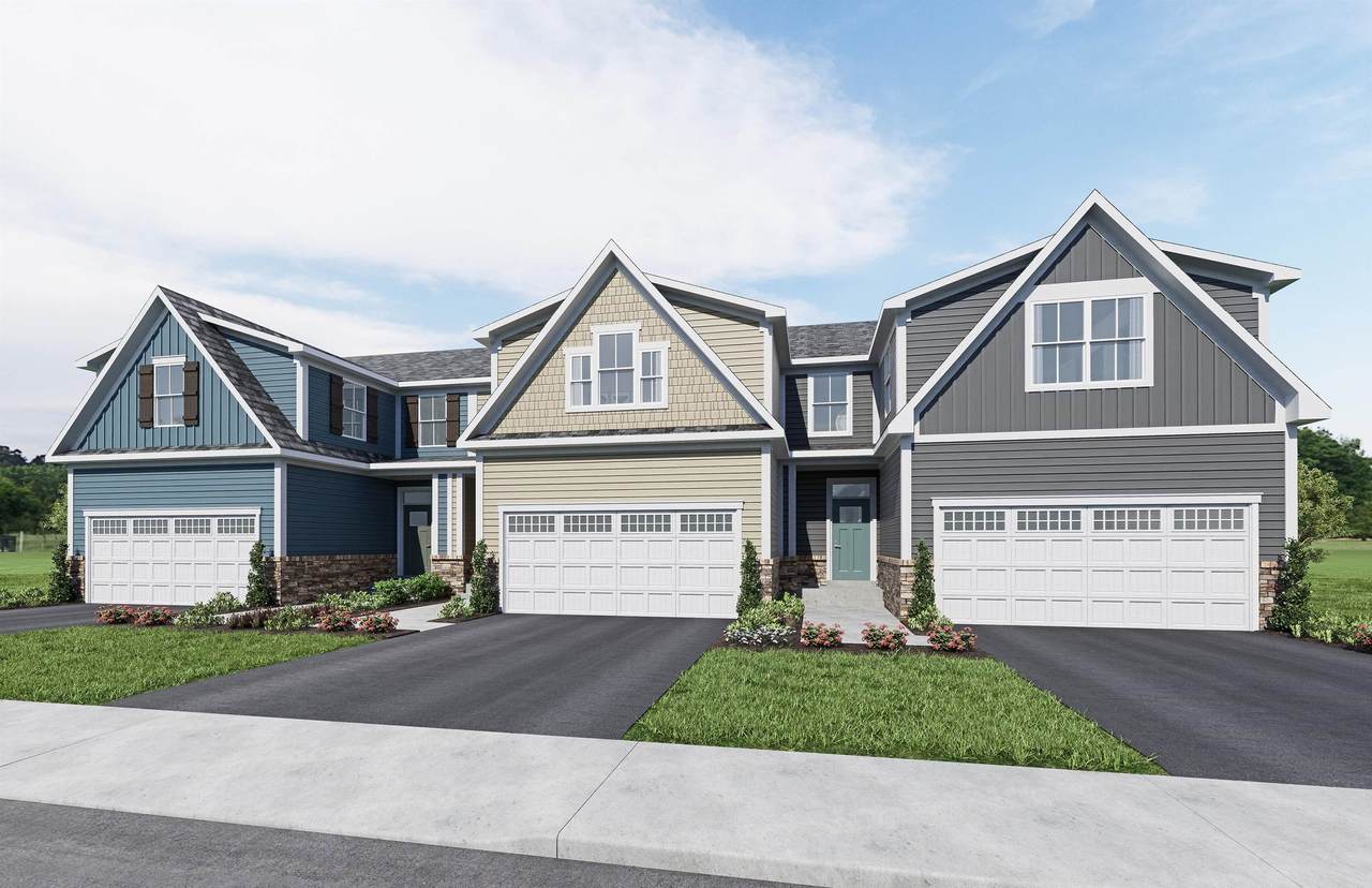 341 Golan Circle - Photo 1