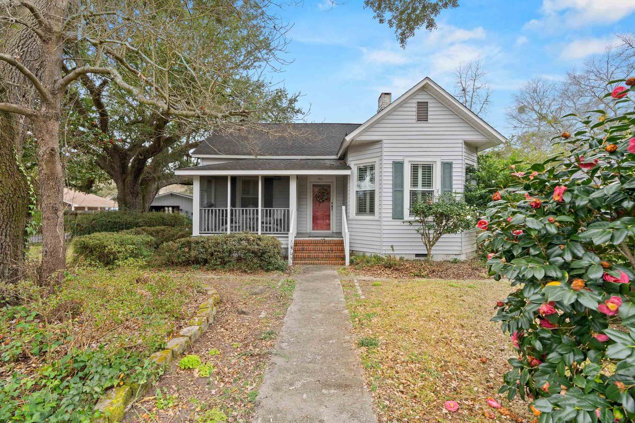 1011 Pine St. - Photo 1