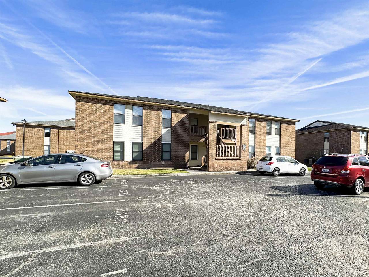 2005 Greens Blvd. - Photo 1