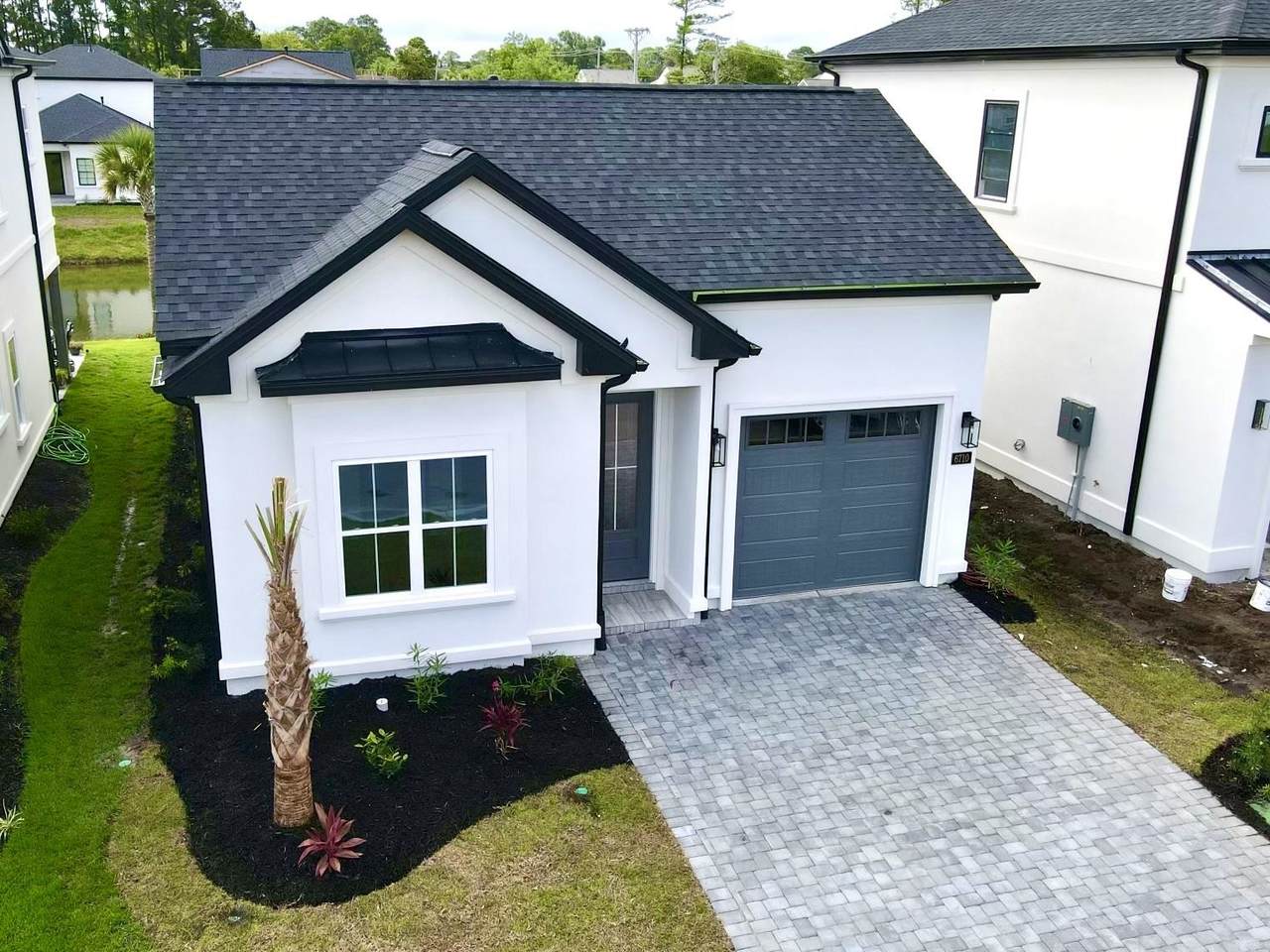 6703 Ocean Breeze Loop - Photo 1