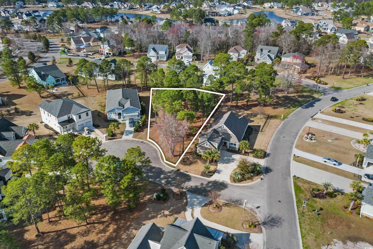 2104 Clematis Ct. - Photo 1