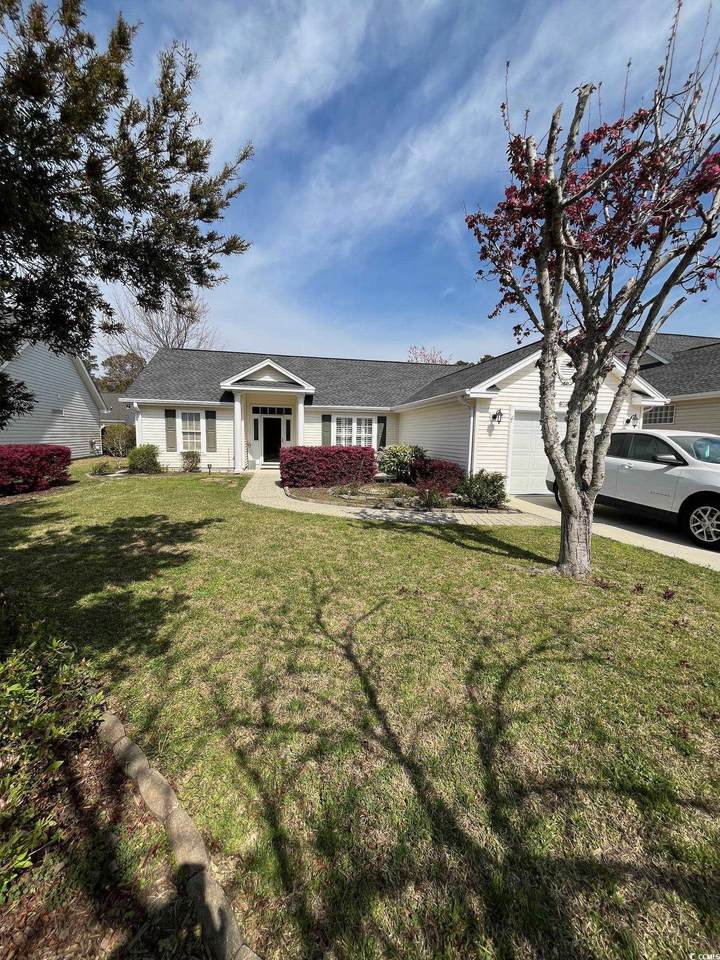 207 Beechwood Ct. - Photo 1