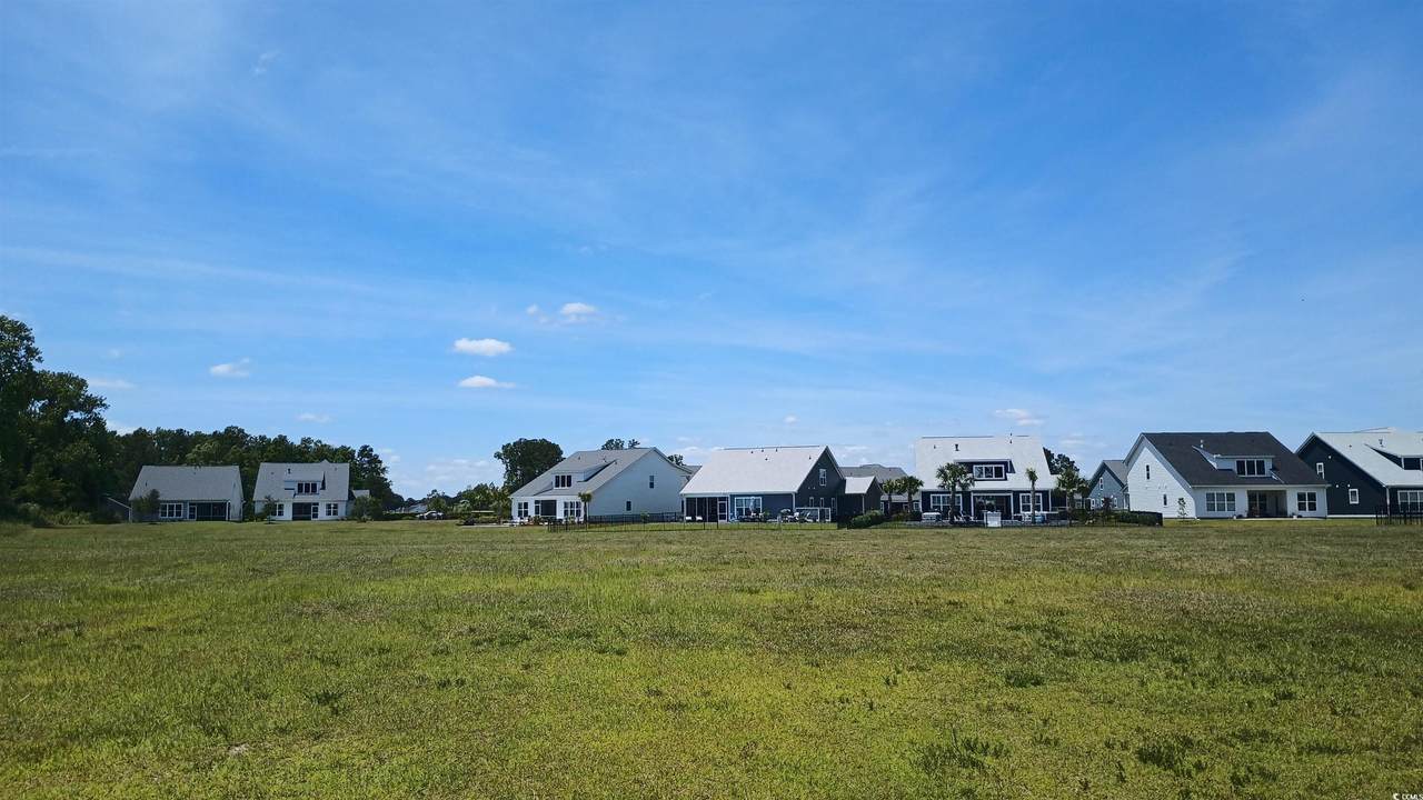 366 Harbour View Dr. - Photo 1