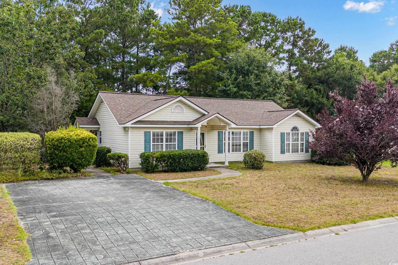 1052 Courtyard Dr. - Photo 1