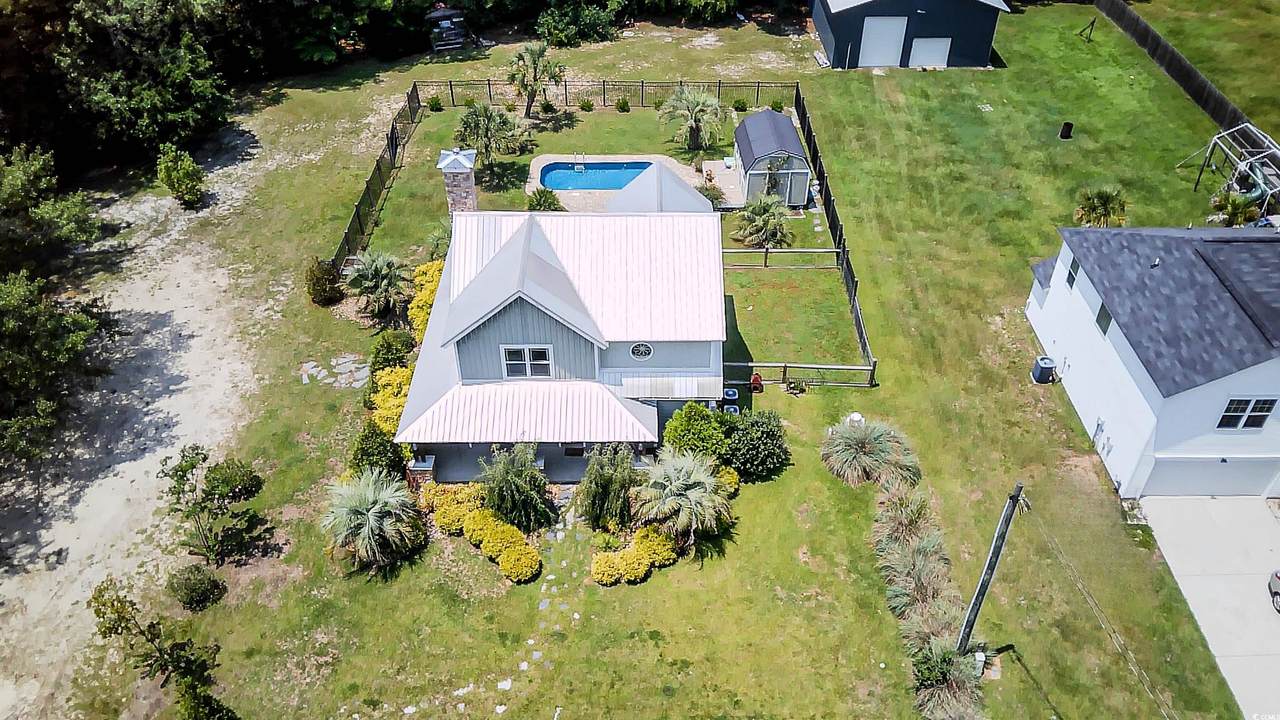 586 Loop Circle - Photo 1