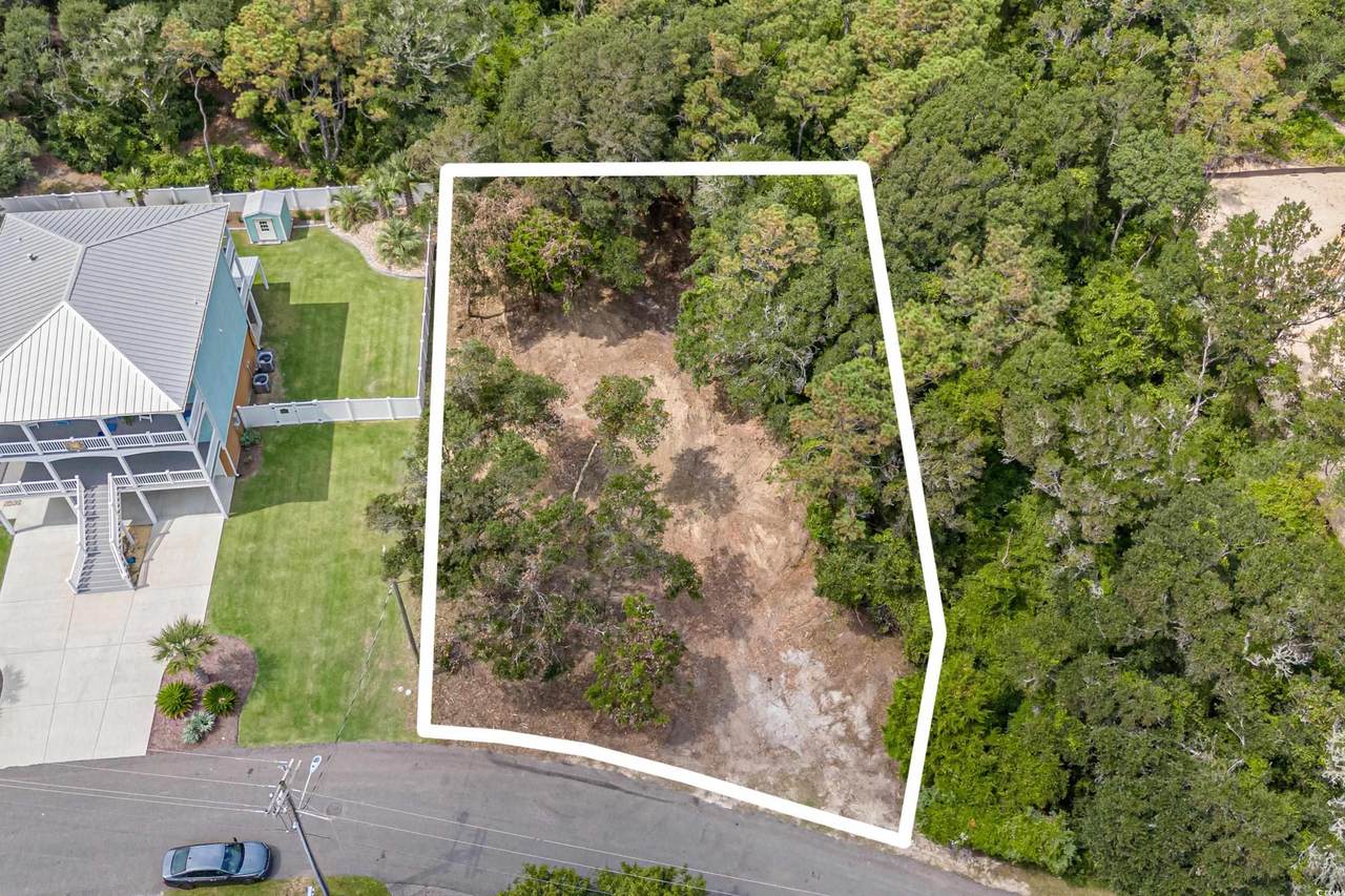 918 Strand Ave. - Photo 1