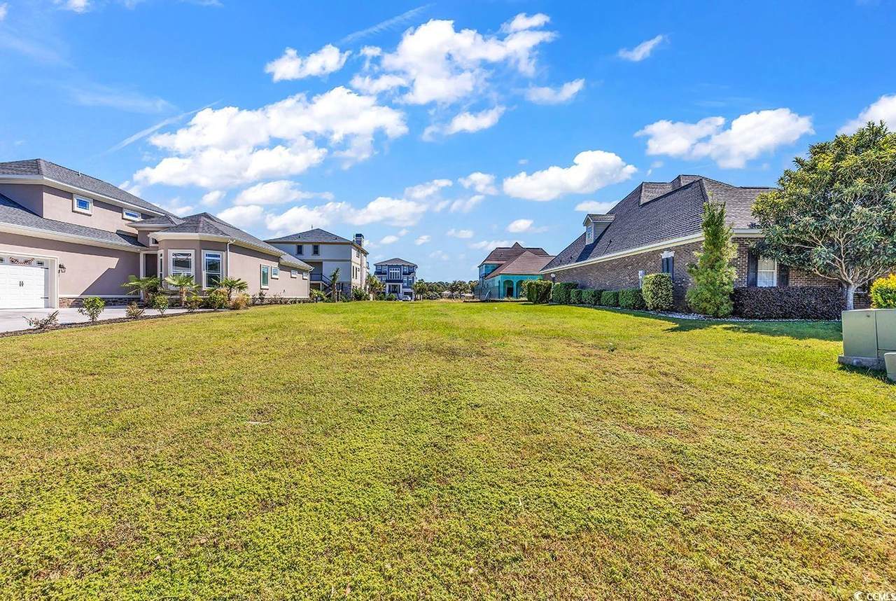 980 Shipmaster Ave. - Photo 1