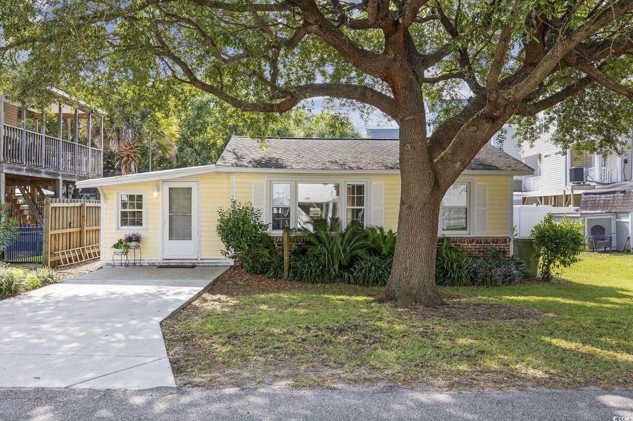 913 Dogwood Dr. S - Photo 1