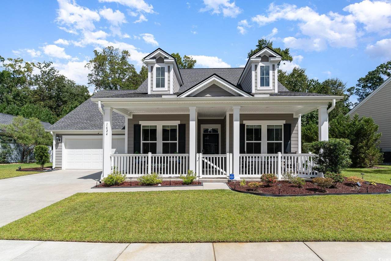 1624 Edgewood Dr. - Photo 1