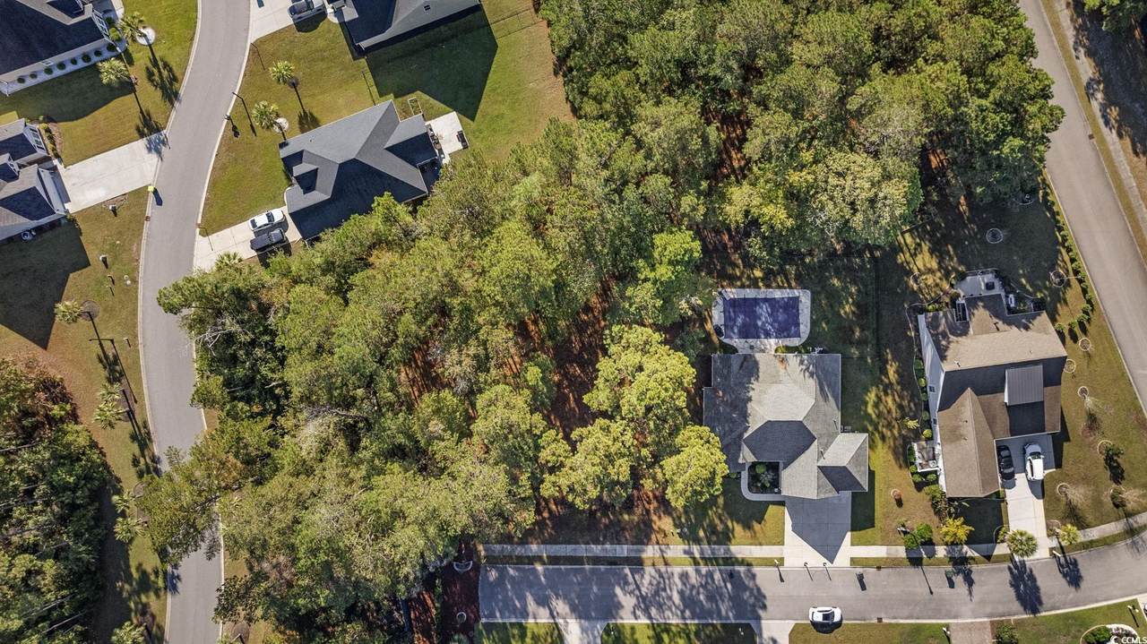 1101 Cycad Dr. - Photo 1