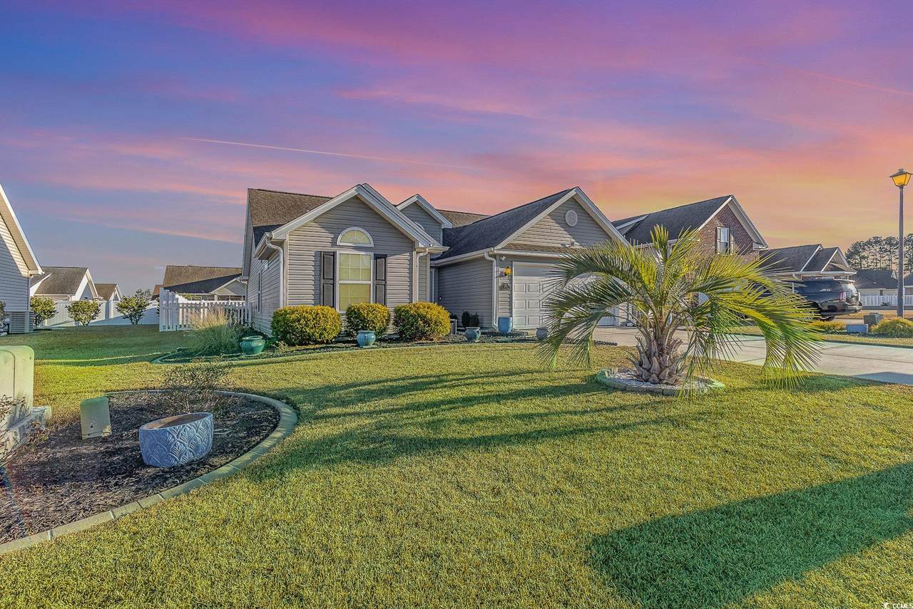 295 Four Leaf Ln. - Photo 1