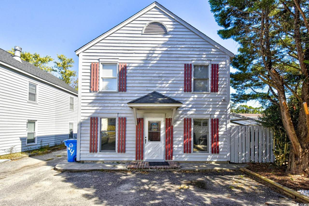 619 37th Ave. N - Photo 1